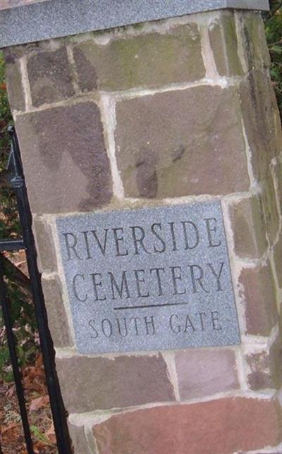 Riverside Cemetery on Sysoon