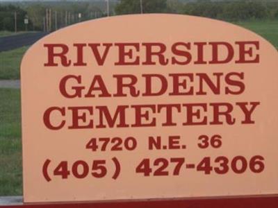 Riverside Gardens Cemetery on Sysoon