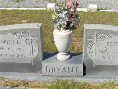 Robert L. Bryant on Sysoon