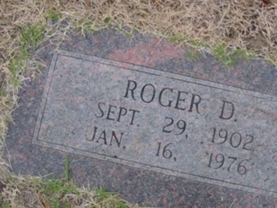 Roger D. Davis on Sysoon