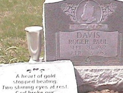 Roger Paul Davis on Sysoon