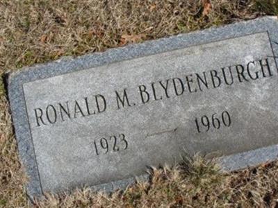 Ronald Monroe Blydenburgh on Sysoon
