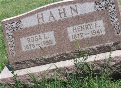 Rosa L. Hahn on Sysoon