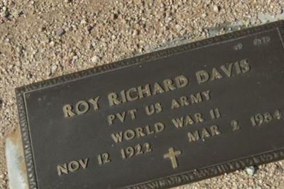 Roy Richard Davis on Sysoon