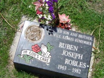 Ruben Joseph Robles on Sysoon