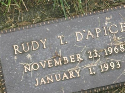 Rudy Thomas D'Apice on Sysoon