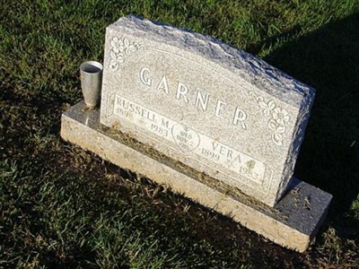 Russell M "Bundy" Garner on Sysoon