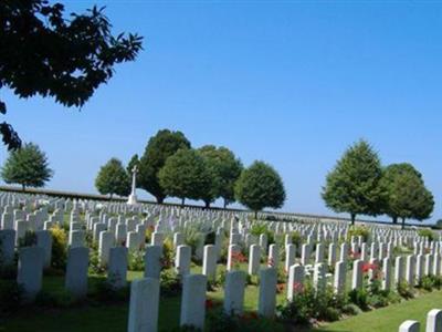 Saint Manvieu War Cemetery on Sysoon