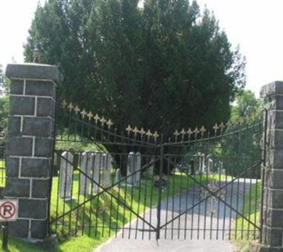 Saint Peter's UCC Cemetery on Sysoon