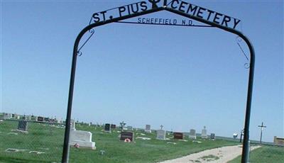 Saint Pius Cemetery on Sysoon