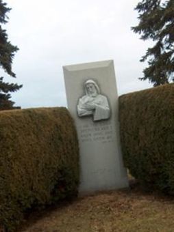 Saints Peter and Paul Cemetery on Sysoon