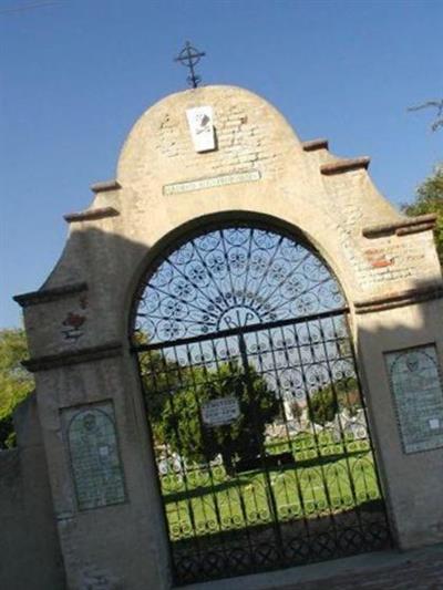 San Gabriel Mission Cemetery on Sysoon
