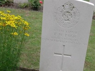 Sapper F W Pugh on Sysoon