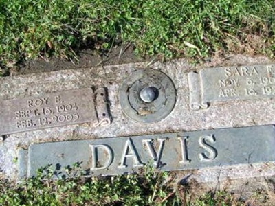 Sara E Davis on Sysoon