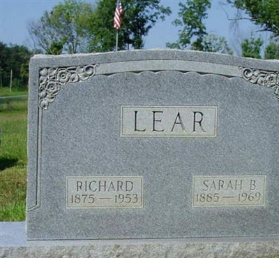 Sarah B Lear on Sysoon