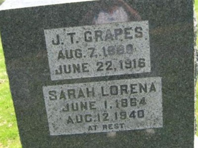 Sarah Lorena Grapes on Sysoon