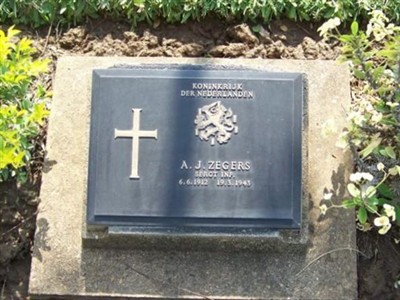 Sergt. Inf. Jozef Antonius Zegers on Sysoon