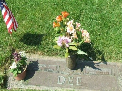 Sgt Dorothy Foss Dee on Sysoon
