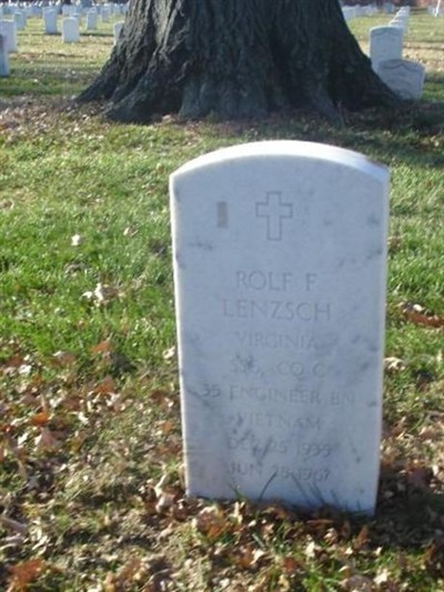 Sgt Rolf F Lenzsch on Sysoon