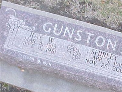 Shirley L. Hug Gunston on Sysoon