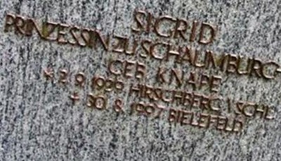 Sigrid Knape von Schaumburg-Lippe on Sysoon