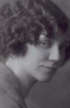 Sophia Hannah Jacobson Smith on Sysoon