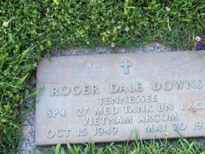 Spec Roger Dale Downs on Sysoon