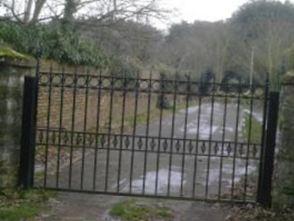 St Mary the Virgin Churchyard on Sysoon