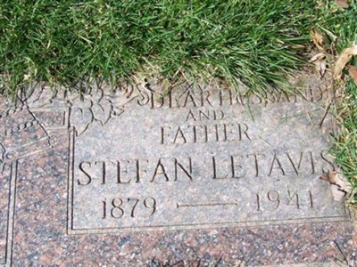 Stefan Letavis on Sysoon