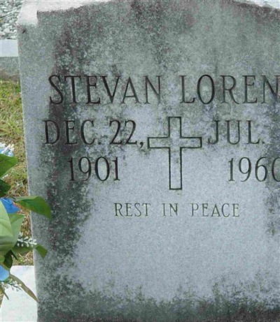 Stevan Lorenz on Sysoon