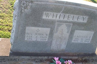 Talitha Elizabeth Sparks Whiteley on Sysoon