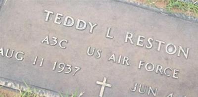 Teddy Lee "Max" Reston on Sysoon