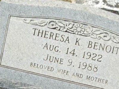 Theresa Benoit on Sysoon