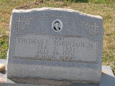 Thomas E. Robinson, Jr on Sysoon