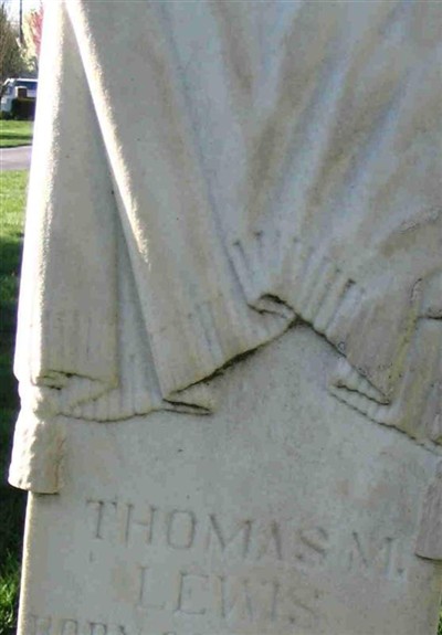 Thomas Merlin Lewis on Sysoon