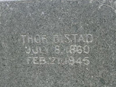 Thor Distad on Sysoon