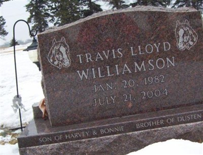 Travis Lloyd Williamson on Sysoon