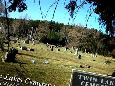 Twin Lakes Cemetery on Sysoon