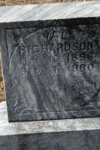 Val Richardson on Sysoon