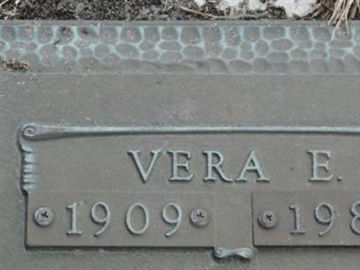 Vera E Hayes on Sysoon