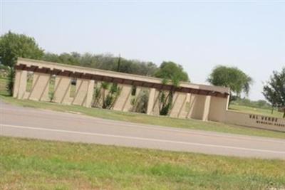 Val Verde Memorial Gardens Cemetery on Sysoon