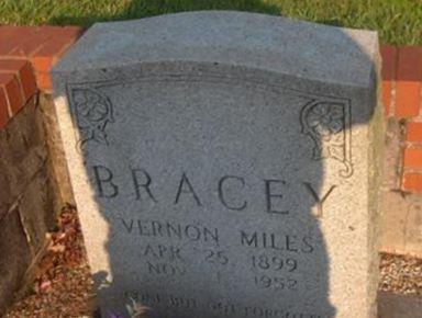 Vernon Miles Bracey on Sysoon