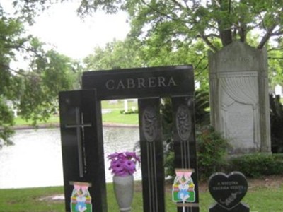 Veronica Cabrera on Sysoon