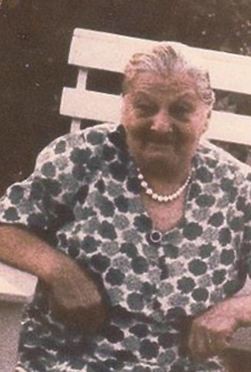 Veronica Maryanna Szymanski Sakowski on Sysoon
