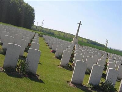 La Ville-aux-Bois British Cemetery on Sysoon
