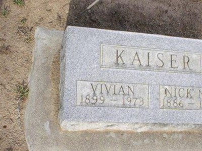 Vivian Kaiser on Sysoon