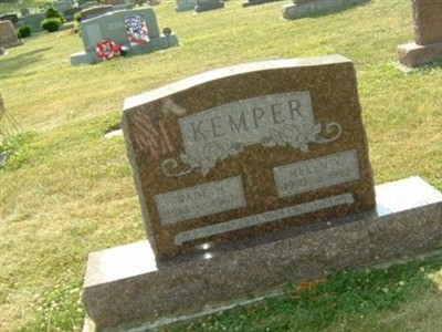 Wade N. Kemper on Sysoon