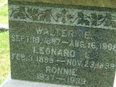 Walter E Loomis on Sysoon