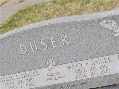 Willie F Dusek on Sysoon