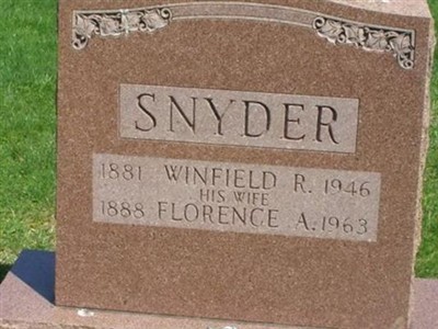 Winfield R Snyder on Sysoon
